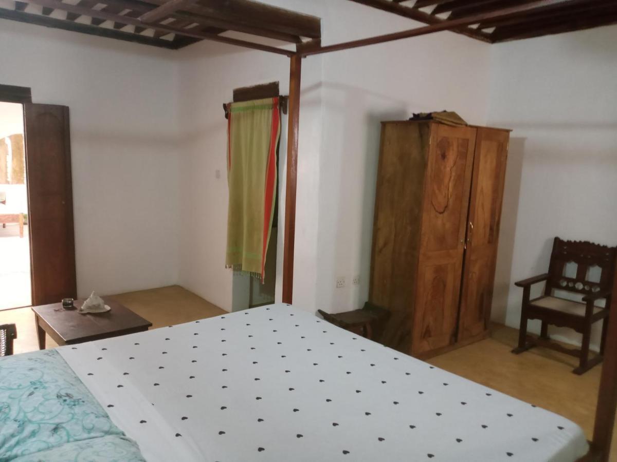 Ajooba House Hotell Lamu Exteriör bild